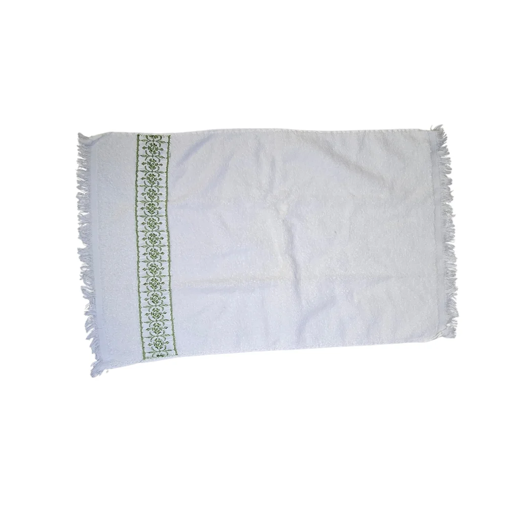 Vintage Royal Family By Cannon Mid Century Green Embroidery Bath/Hand Towel Set